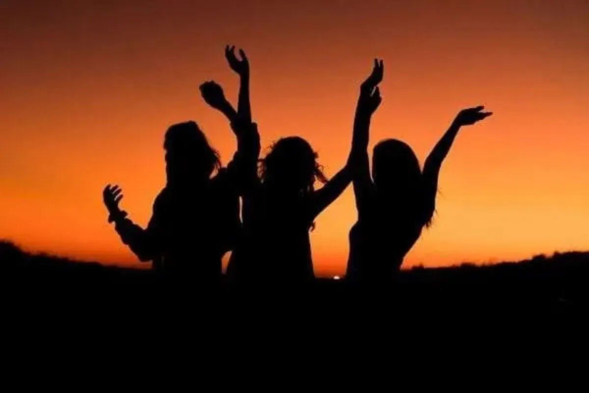 Full Moon Womens African drummers